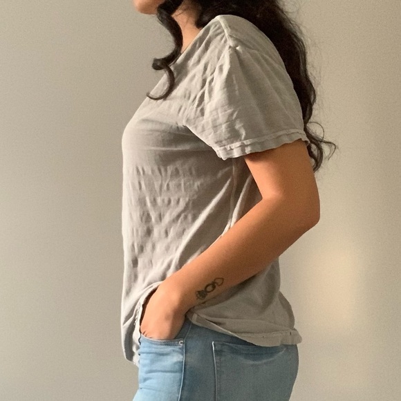 Mens striped grey  VNeck tShirt - Picture 5 of 11